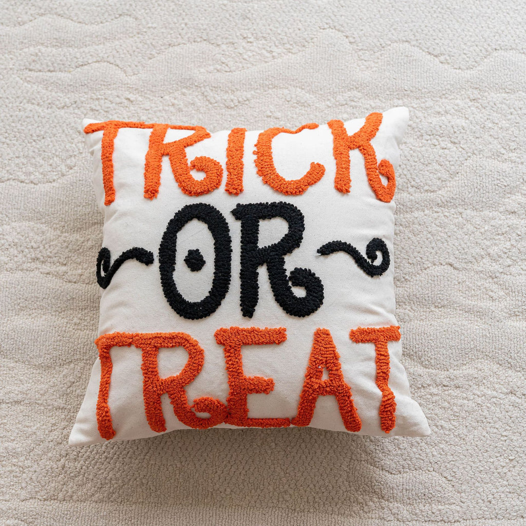Minimalist Halloween pillow covers USA for home décor