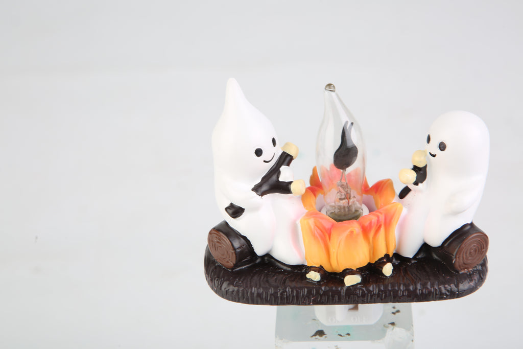 Ghost campfire flickering flame night light for Halloween bedroom decor
USA